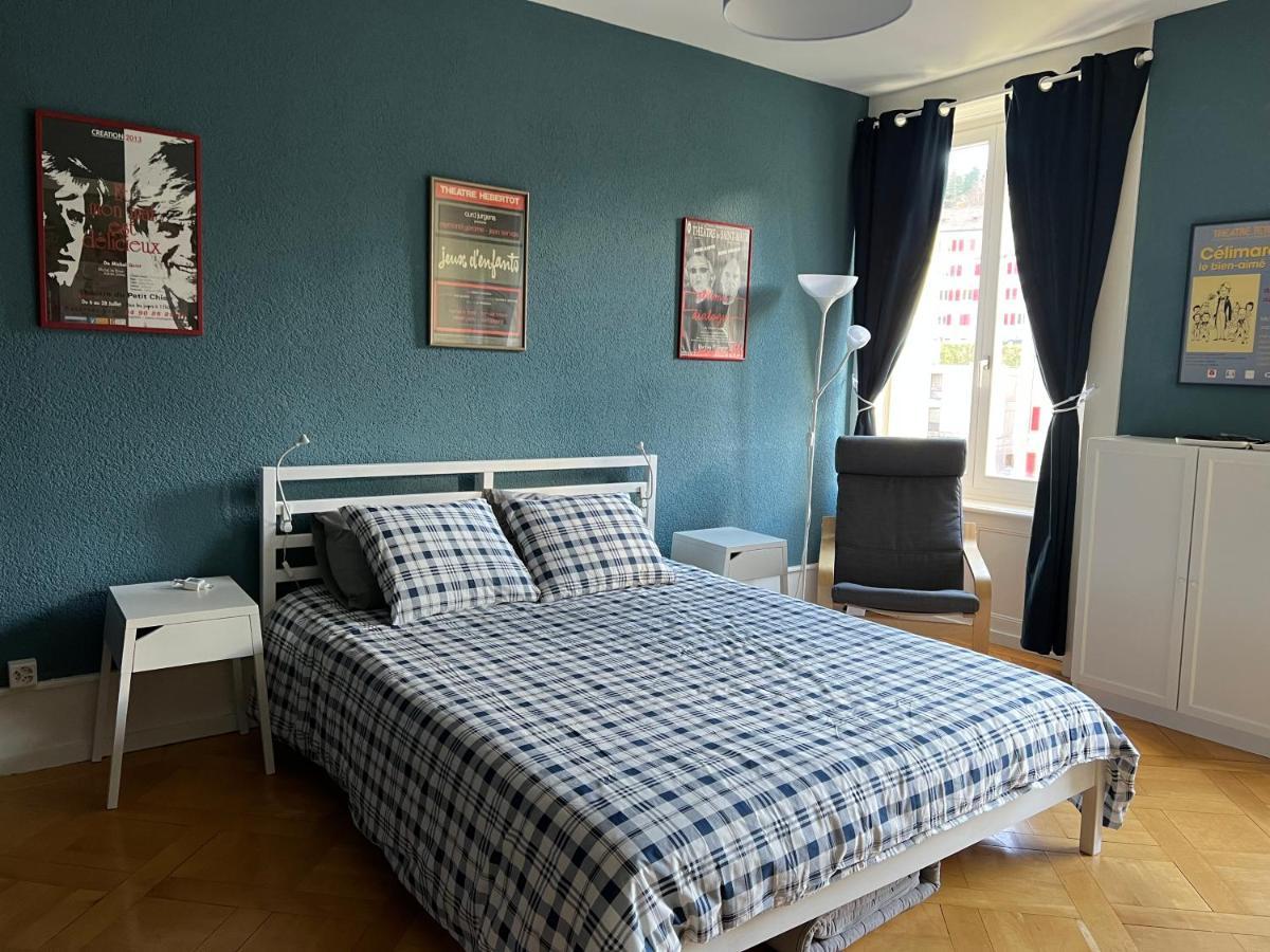 Le Locle : Bel Appartement Chaleureux Kültér fotó